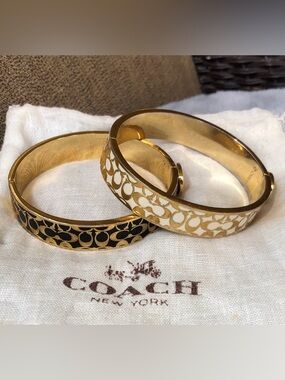 Coach C Signature Gold-Tone Enamel Bangle Pair in Black and Cream